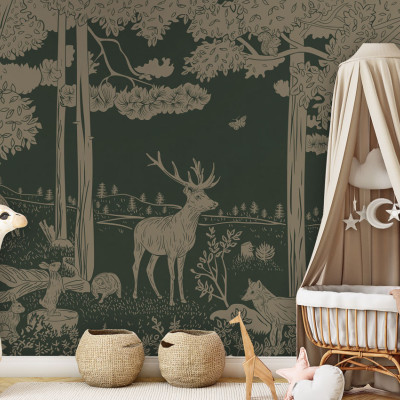 Wallpaper cu imagine a unei păduri monocrome, cu detalii de animale și copaci.  Paleta de culori este verde vintage.