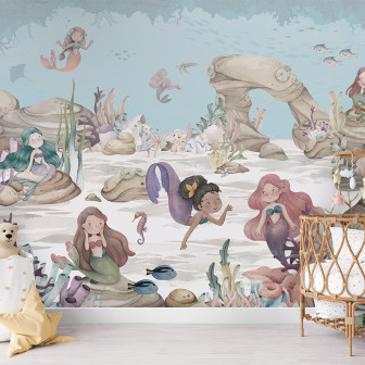 Tapet cu sirene într-un decor de camera pentru copii